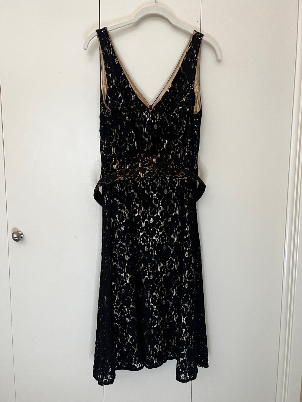 Black Lace V-Neck Peplum Evening Dress with Nude Lining